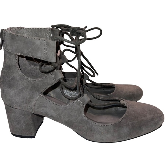 Nine West - Grey suede lace up Pump / Bootie - size 6.5 M - Picture 4 of 7
